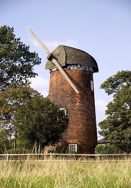 Norton Lindsey Windmill