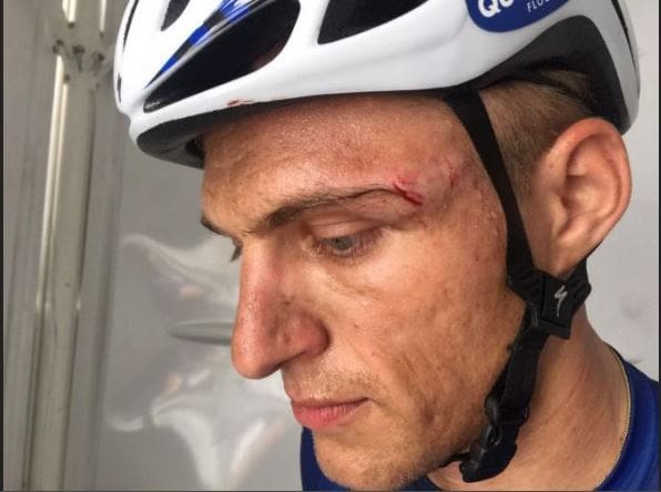 Marcel Kittel after Andriy Grivko fights with him