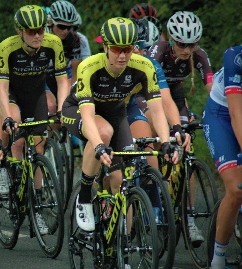 Roy sprints to 16th after an active day for Mitchelton-SCOTT women in the moves at Hageland