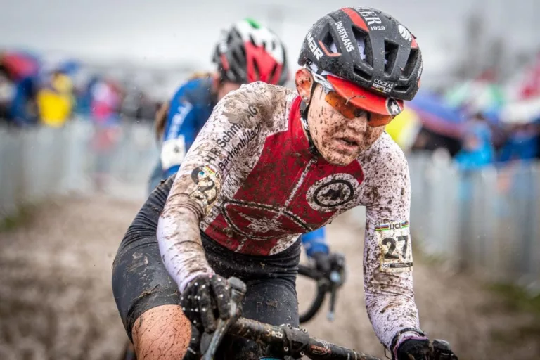 Cyclo Cross World Championships: Good Performance of Noemi Ruegg and Lara Kraehemann