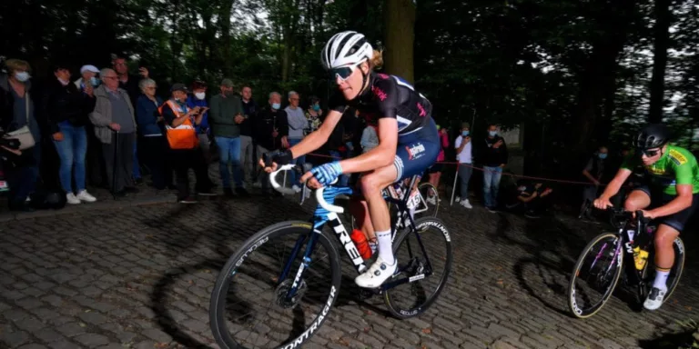 Muur van Geraardsbergen (aka Kapelmuur) – Iconic Cycling Climbs