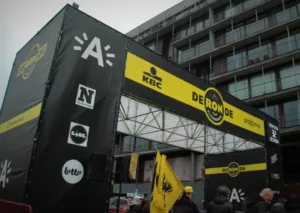 Start line gantry Tour of Flanders 2018