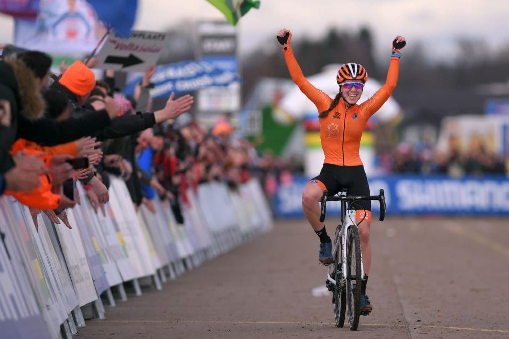 Shirin Van Anrooij wins junior world cyclocross championships