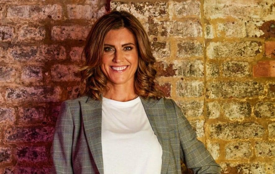 Who are the TNT Sports cycling commentators and presenters in 2026?