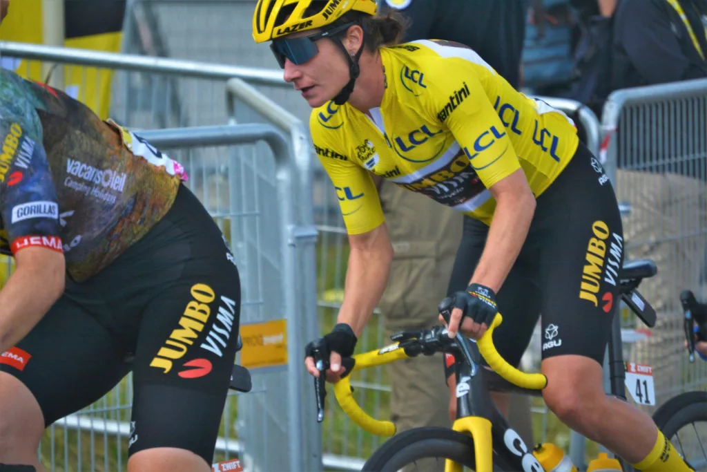 Marianne Vos starts cyclocross season in Nacht van Woerden