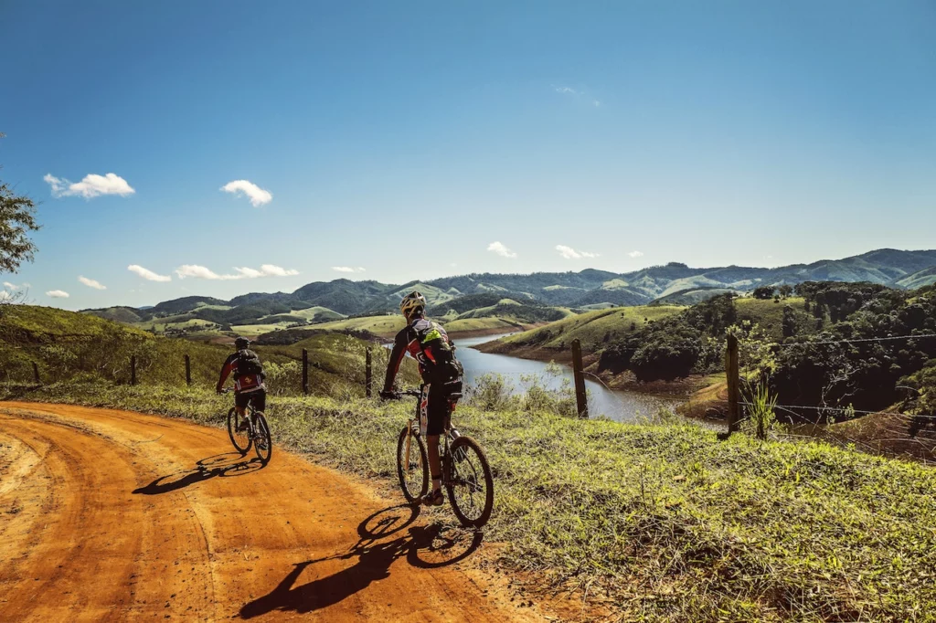 6 ideas to help you organise an amazing cycling road trip