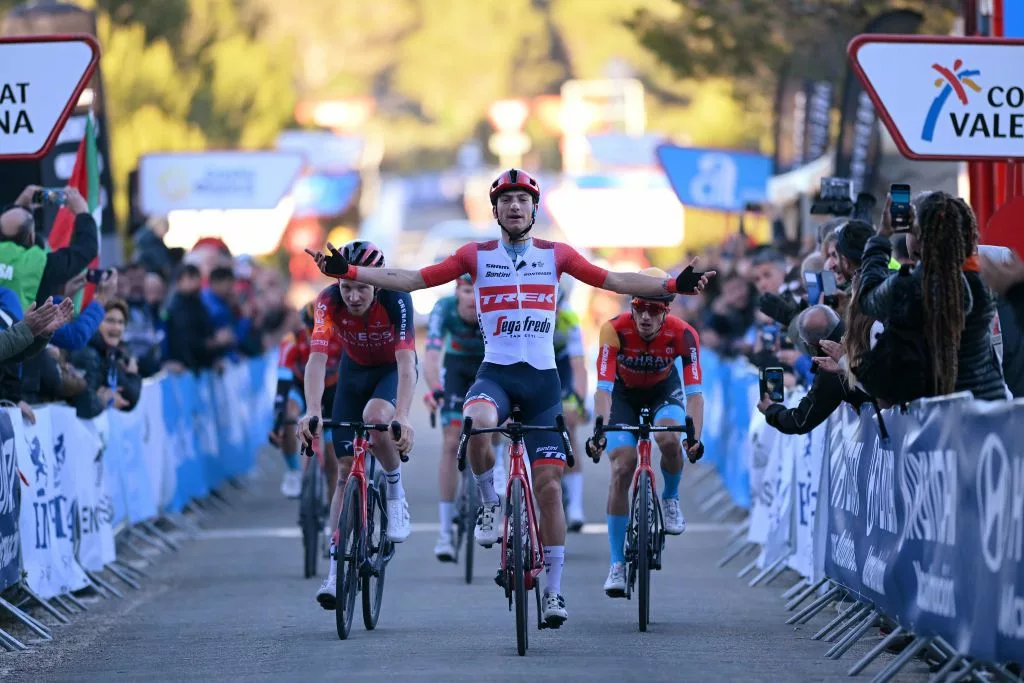 Giulio Ciccone wins Stage 2 of the Volta a la Comunitat Valenciana and takes GC lead too