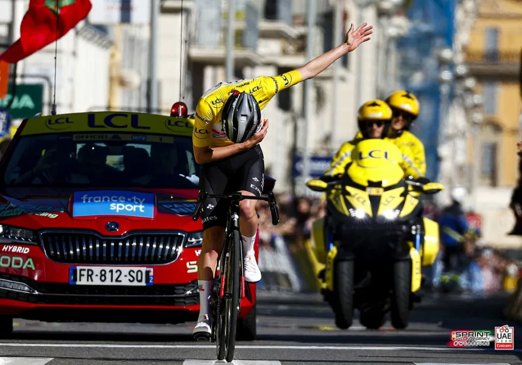 Tadej Pogačar closes out Paris-Nice with a solo stage victory to win GC