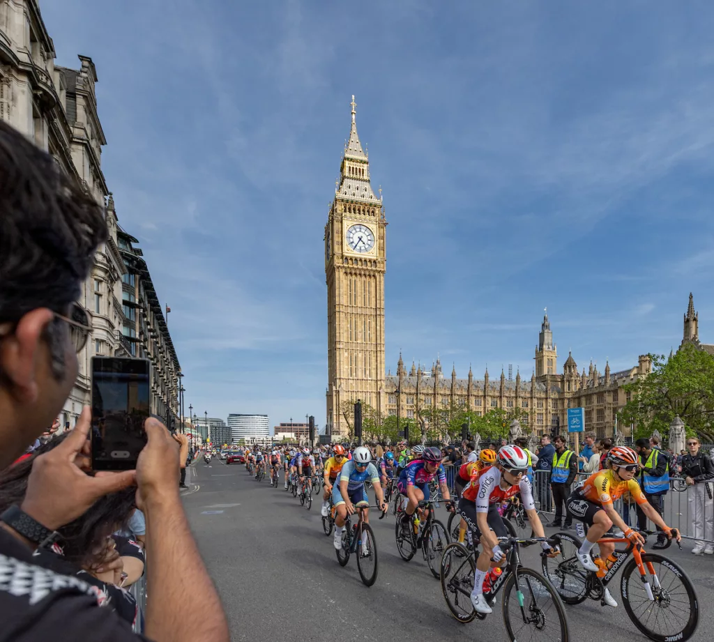 Conquering the Challenge: Cycling from London to Paris in Under 24 Hours