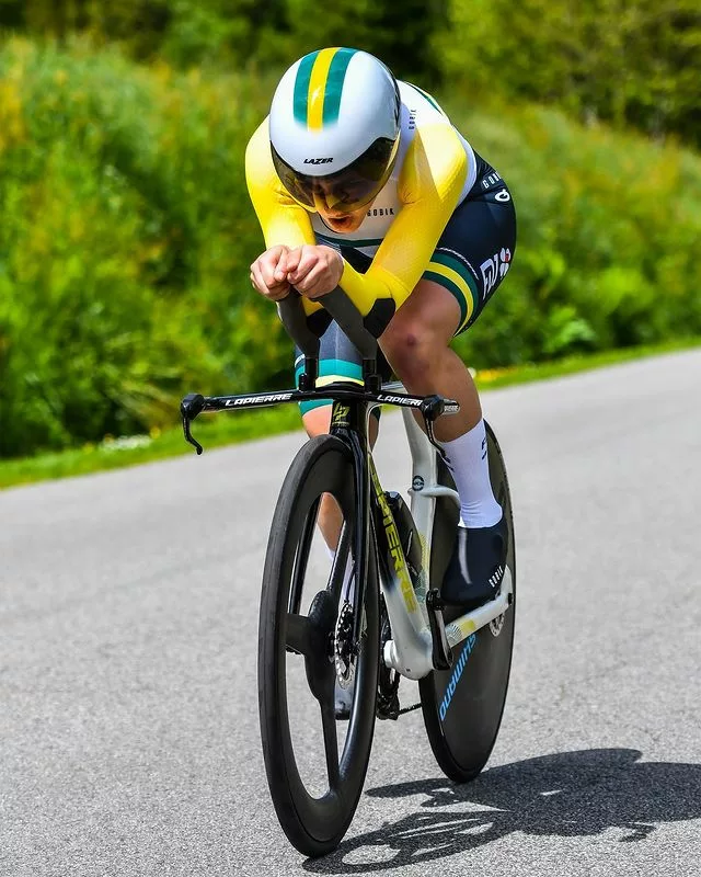 Grace Brown rides to huge TT win in Brittany to take GC lead