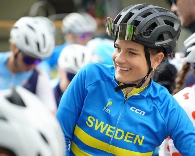 Jenny Rissveds signs for Team Coop-Hitec Products