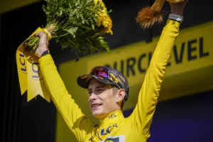 Jonas-Vingegaard-2023-Tour-de-France-Stage-17