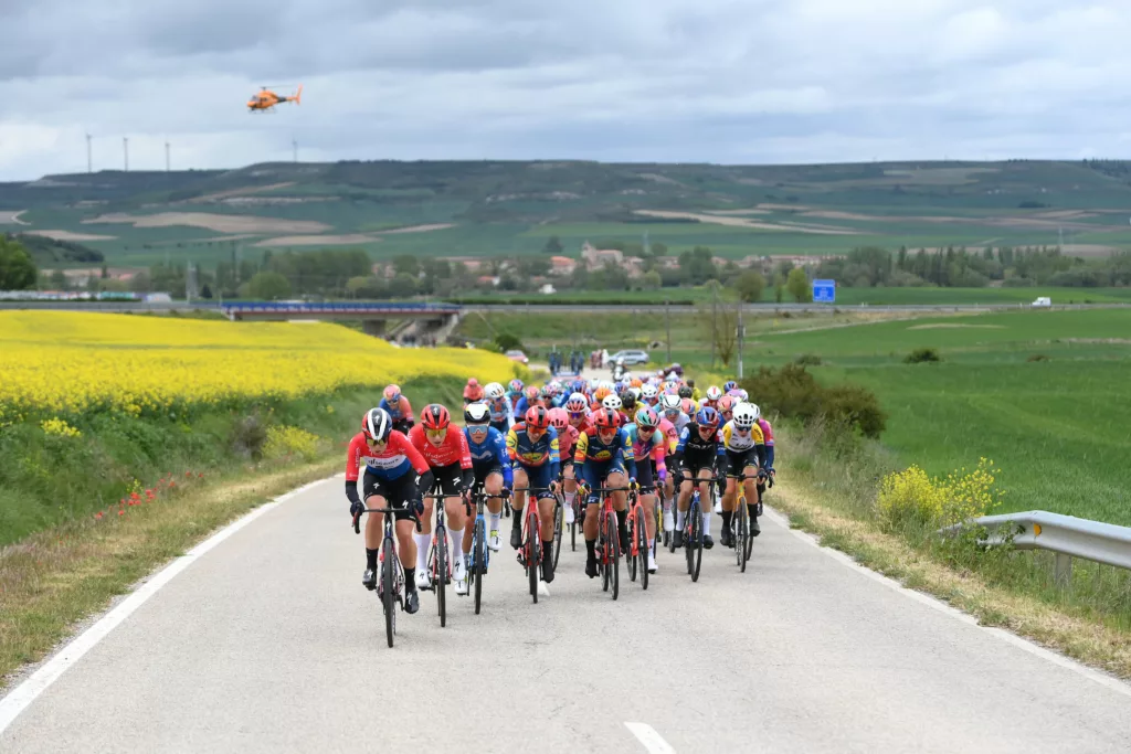 Demi-Vollering-2024-Vuelta-a-Burgos-Stage-1