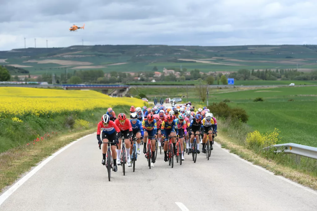 Live: 2024 Vuelta a Burgos Feminas Stage 2