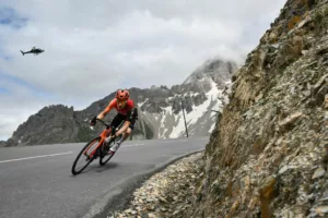Galibier-ascent-appears-to-answer-Ineos-Grenadiers-Tour-de-France-GC-leadership-questions