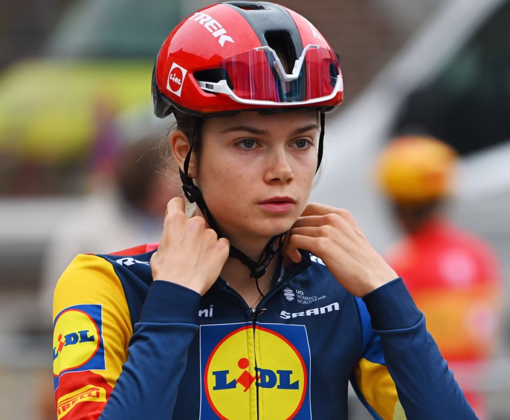 divCanadian-Cyclocross-Championships-Isabella-Holmgren-wins-first-elite-womens-titlediv-1