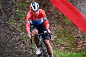 Marie-Schreiber-dominates-in-Hulst-to-claim-first-World-Cup-victory-1