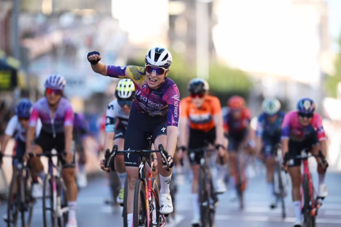 Setmana-Valenciana-Mischa-Bredewold-wins-stage-2-sprint-1