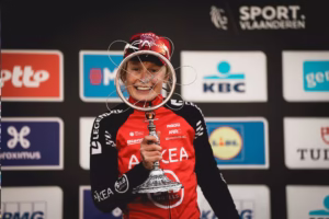 Lotte Claes 2025 Omloop het Nieuwsblad (Flanders Classics)