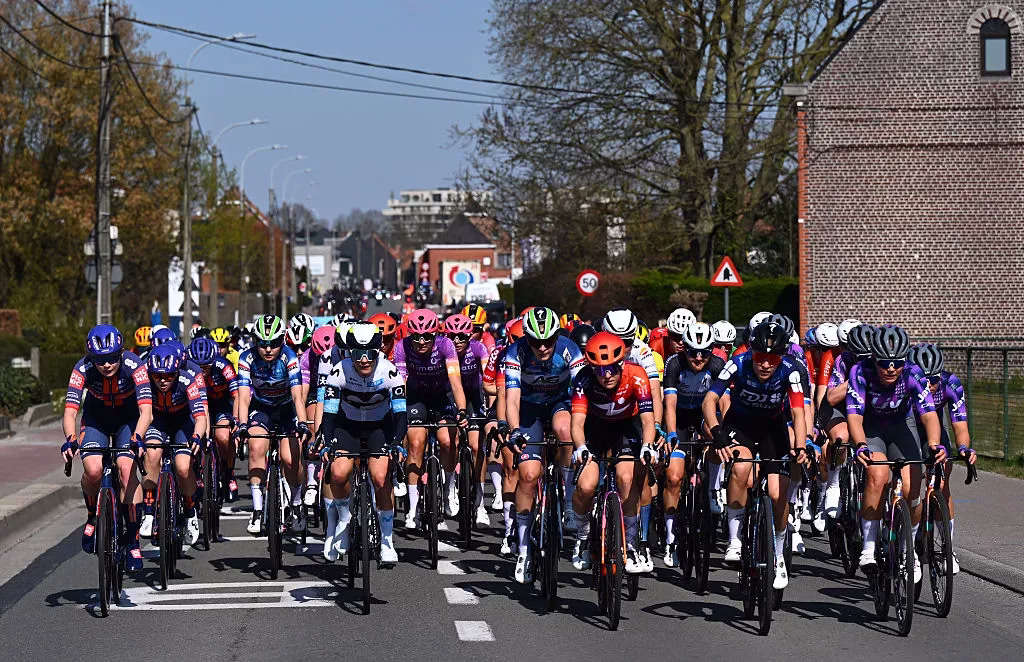 Dwars-door-Vlaanderen-Women-LIVE-1