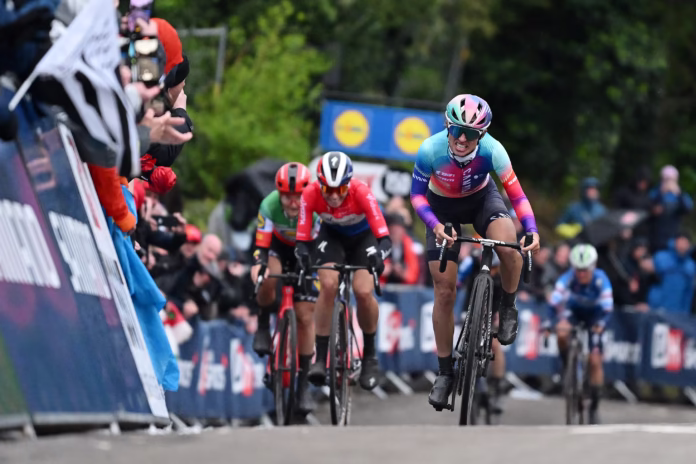 La-Fleche-Wallonne-Femmes-Live-–-Vollering-Niewiadoma-and-Longo-Borghini-among-those-set-for-showdown-on-Mur-de-Huy
