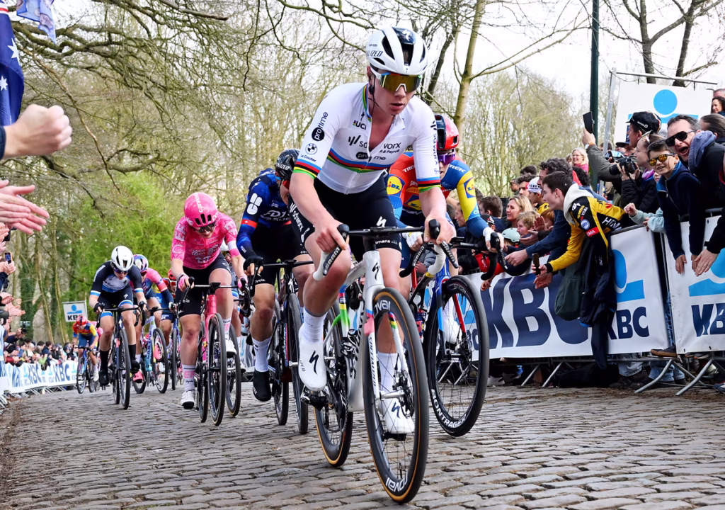 divClose-to-the-real-shape-No-wins-yet-in-2025-but-Lotte-Kopecky-approaches-peak-in-bid-to-reclaim-Tour-of-Flanders-crowndiv-1