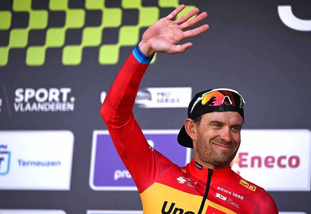 divIts-a-bit-of-an-obsession-to-reach-100-wins-Alexander-Kristoff-to-pass-the-baton-to-younger-brother-Felix-Orn-Kristoff-and-retire-at-close-of-2025-seasondiv