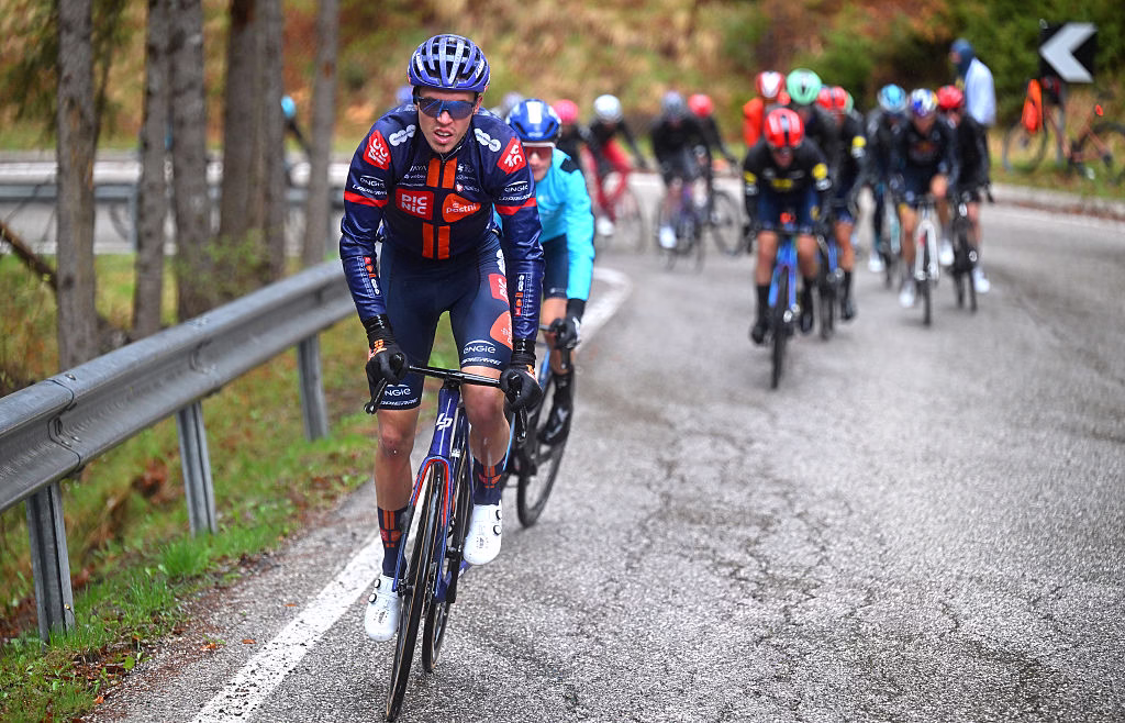 divWe-couldnt-sprint-the-way-we-wanted-–-Brit-Max-Poole-narrowly-avoids-crash-at-Giro-dItalia-after-solid-start-on-GCdiv