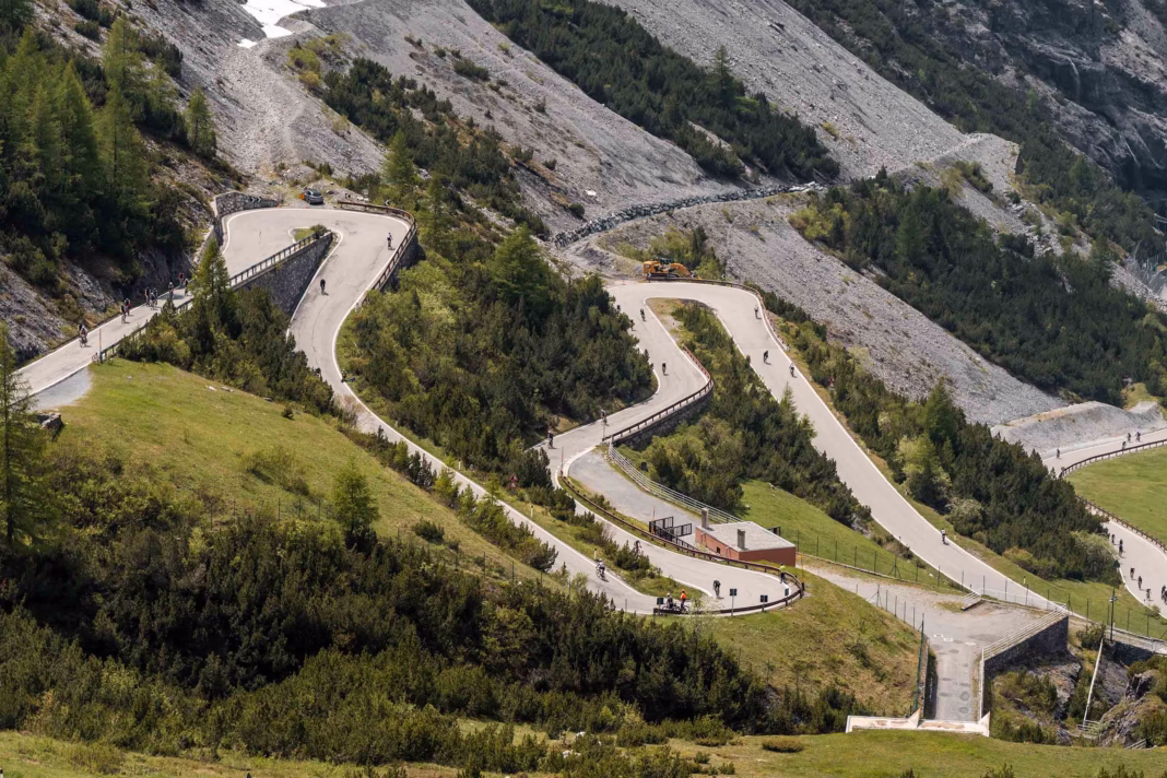 Cycling Bormio: riding the Stelvio, Gavia and Mortirolo in the Italian Alps Cycling Bormio: riding the Stelvio, Gavia and Mortirolo in the Italian Alps