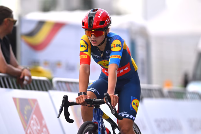 Dwars-door-de-Westhoek-Fleur-Moors-wins-from-breakaway