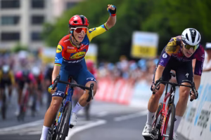 Tour-de-Suisse-Women-Elisa-Balsamo-scores-stage-3-victory