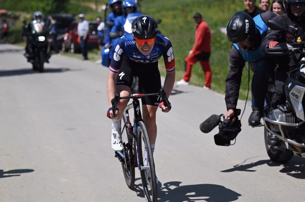 Vollering wins 2025 Volta Catalunya queen stage at Coll de Pal as Bunel & De Vries climb onto the podium