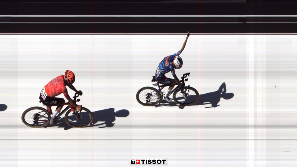 Valentin Paret-Peintre 2025 Tour de France Mont Ventoux Photofinish