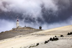 Watch-Tour-de-France-stage-16-online-Live-streams-for-Mont-Ventoux-showdown-1