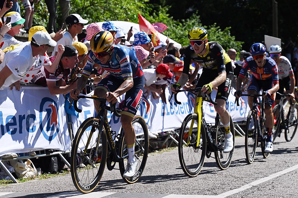 divA-yellow-dream-is-possible-Remco-Evenepoel-eyes-Tour-de-France-leader-jersey-after-responding-to-Tadej-Pogcars-attacks-on-hilly-road-to-Rouendiv