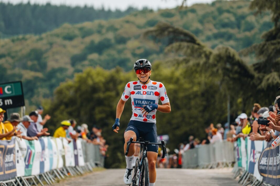 Célia Gery doubles up at 2025 Tour de l’Avenir Femmes with uphill sprint win on Stage 3 to Lugny Célia Gery doubles up at 2025 Tour de l’Avenir Femmes with uphill sprint win on Stage 3 to Lugny