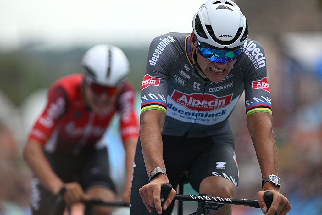 Renewi-Tour-Mathieu-van-der-Poel-powers-past-Arnaud-De-Lie-to-win-stage-3-on-the-cobbles-1