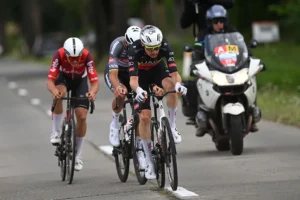 Renewi-Tour-Mathieu-van-der-Poel-powers-past-Arnaud-De-Lie-to-win-stage-3-on-the-cobbles