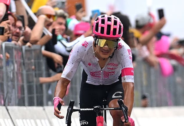 Richard-Carapaz-to-miss-Vuelta-a-Espana-target-World-Championships-1