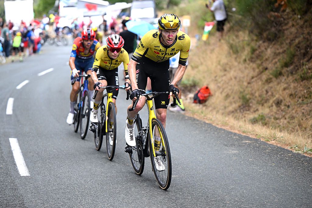 divCan-somebody-launch-me-Visma-Lease-a-Bike-delighted-after-Jonas-Vingegaard-catches-Vuelta-a-Espana-rivals-napping-with-powerful-surprise-attackdiv-1