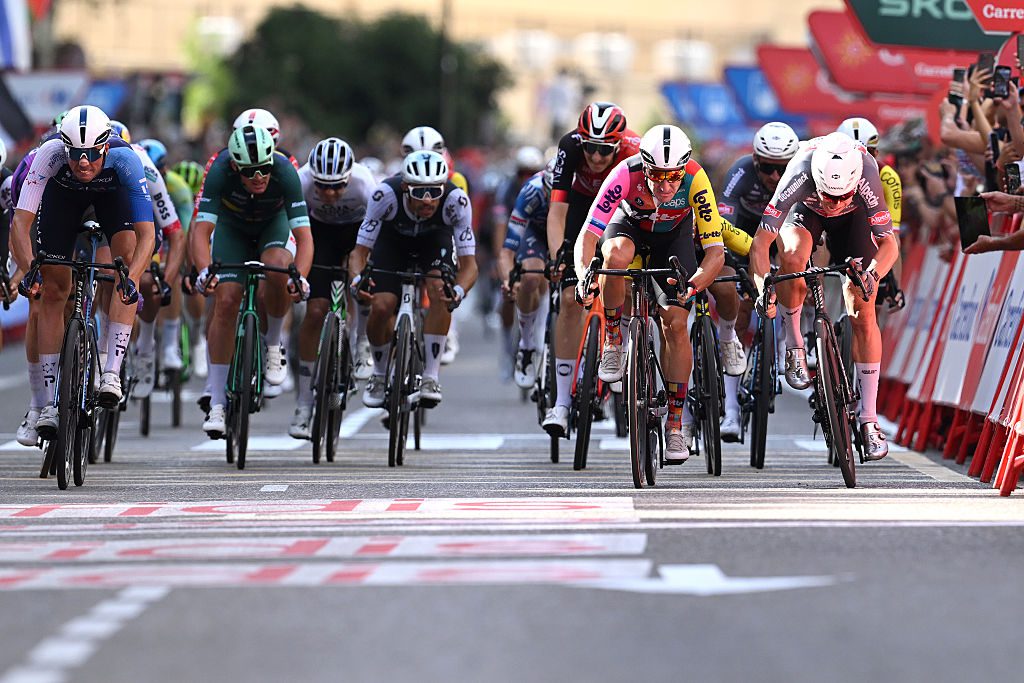 divIts-painful-–-Narrow-loss-followed-by-sprint-relegation-brings-double-heartbreak-for-teary-Elia-Viviani-at-Vuelta-a-Espanadiv-1