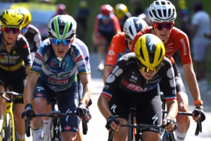divOther-teams-dont-know-whats-coming-–-Tour-de-France-Femmes-GC-leader-Kim-Le-Court-Pienaar-up-front-on-teammate-Sarah-Gigantes-target-to-conquer-Col-de-la-Madeleinediv-1