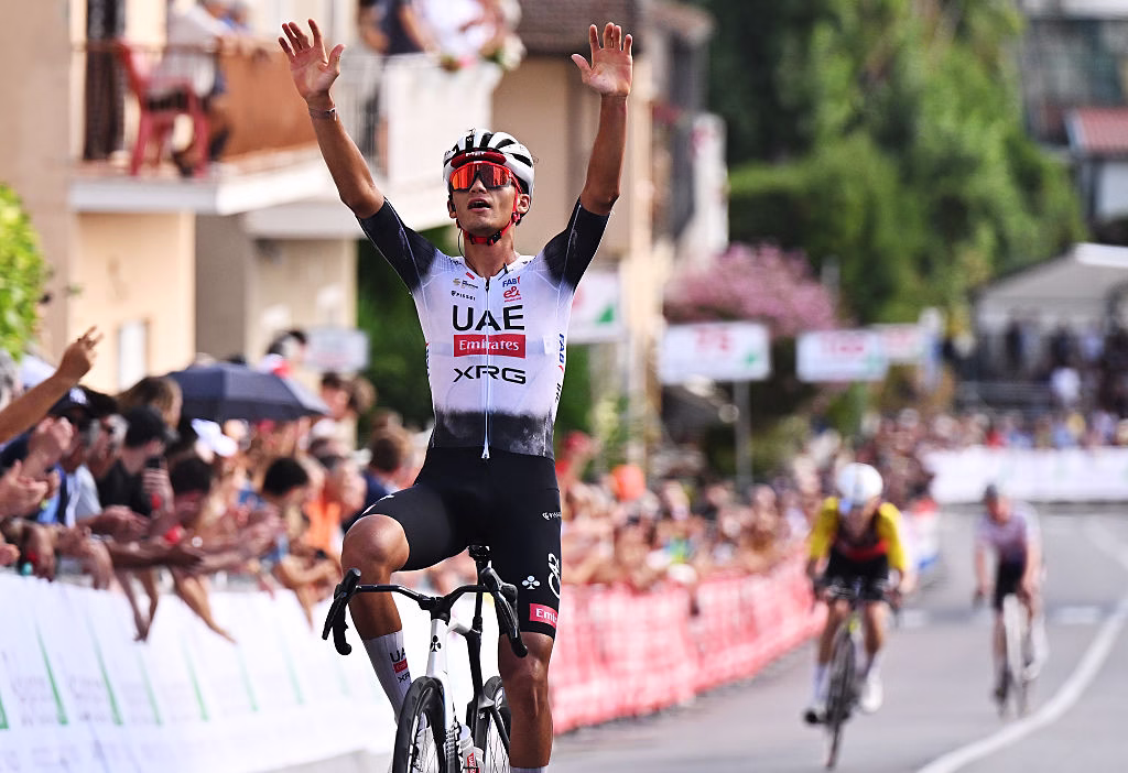 Coppa-Sabatini-Isaac-del-Toro-surges-from-three-rider-breakaway-on-uphill-charge-in-Peccioli-for-victory-1