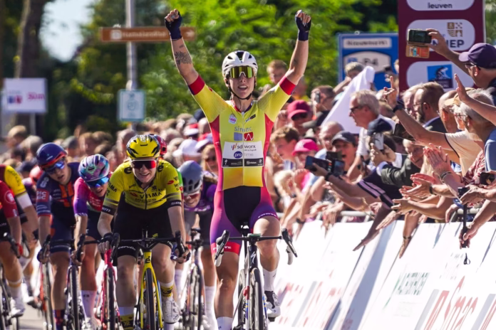 Lorena Wiebes 2025 Simac Ladies Tour Stage 6 (Cor Vos)