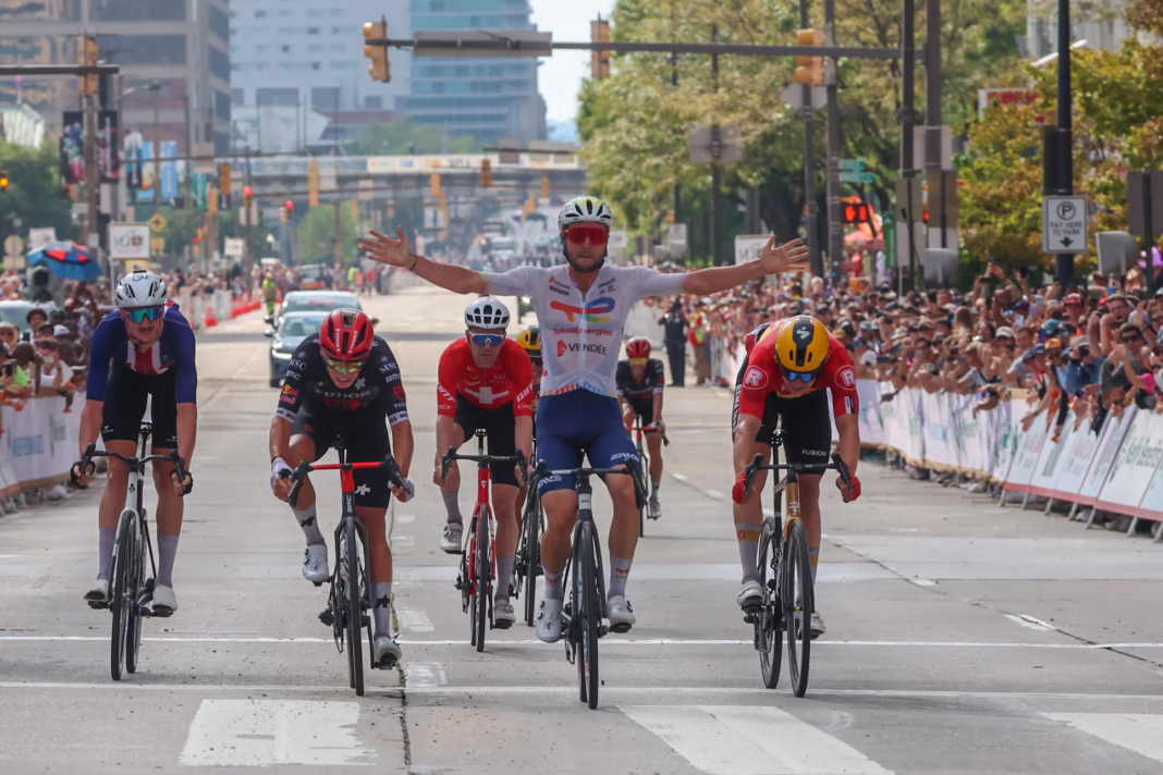 Sandy Dujardin joins Groupama-FDJ United on two-year deal from 2027