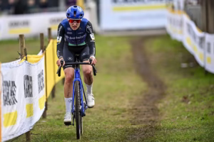 Lucinda-Brand-makes-it-two-victories-from-two-winning-Superprestige-Merksplas-with-a-long-solo-ride
