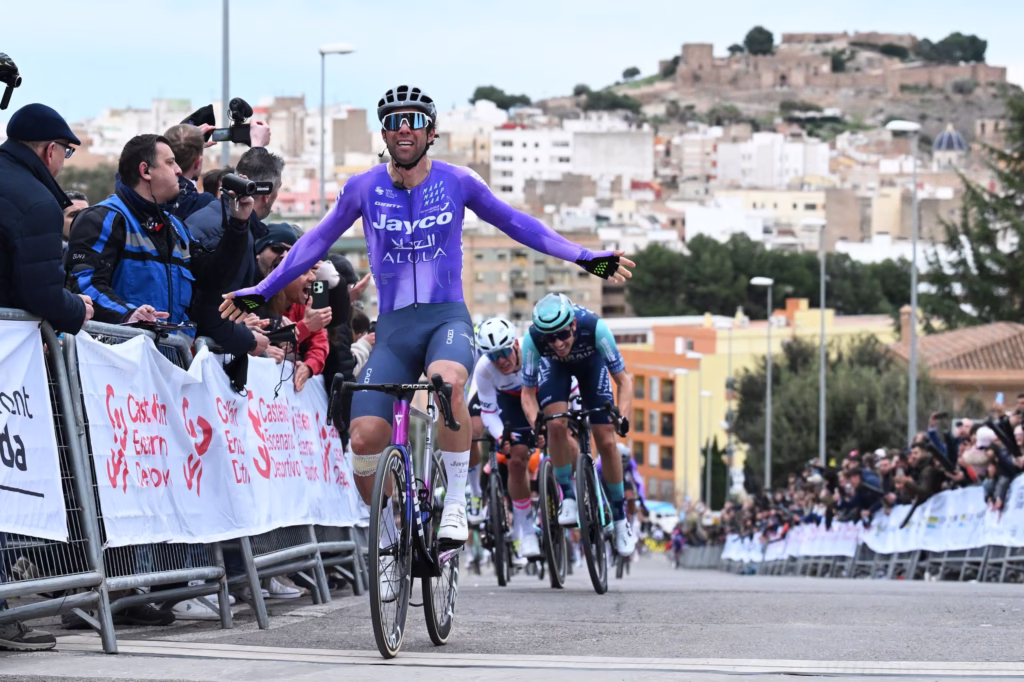 Gran-Premio-Castellon-Michael-Matthews-storms-to-first-win-of-2026-season-in-gruelling-uphill-sprint-1