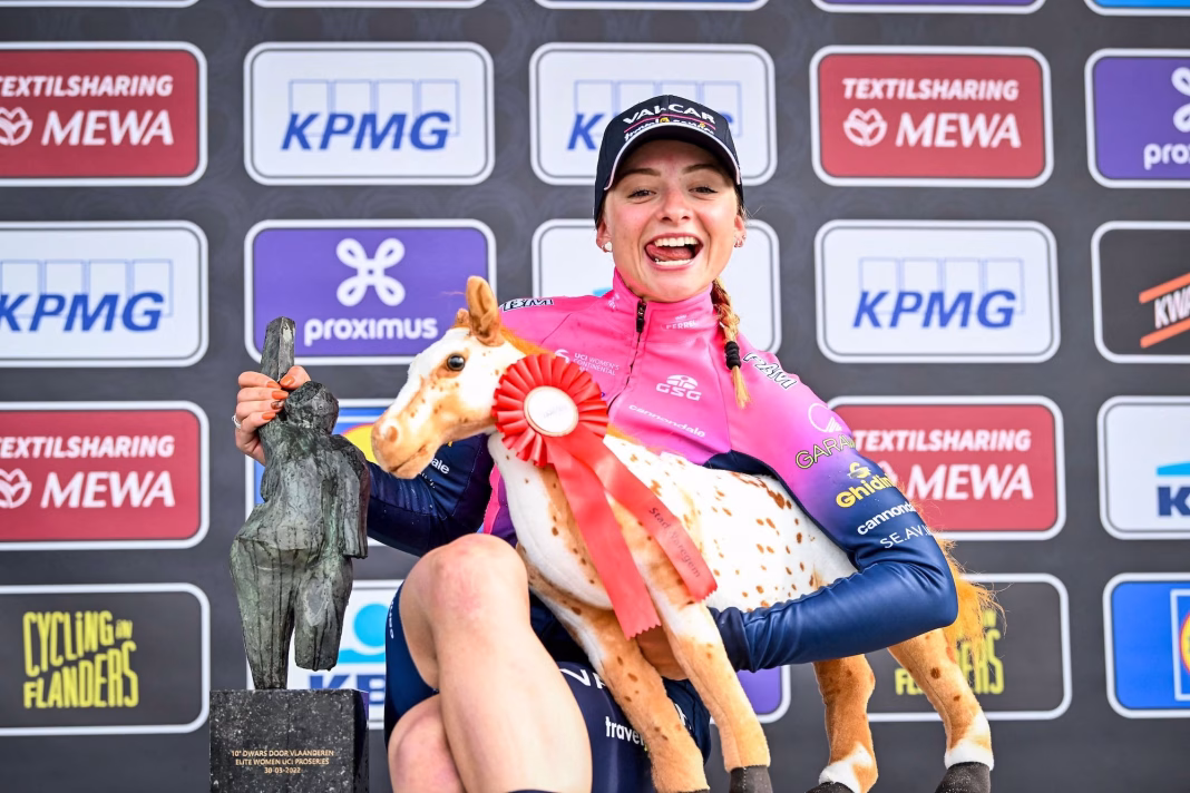 How to watch Dwars door Vlaanderen Women 2026 in the UK