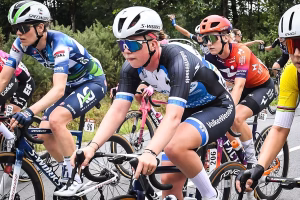 Photo-finish-at-Midwest-Cycling-Classic-goes-to-Lonneke-Uneken-as-Martina-Alzini-celebrates-too-early-for-a-second-time-1