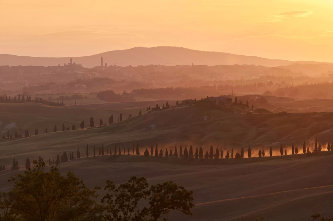 Riding Through Tuscany: Chianti’s Rolling Hills, Strade Bianche, and Vineyard Routes Riding Through Tuscany: Chianti’s Rolling Hills, Strade Bianche, and Vineyard Routes